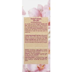 Kneipp Badolie Soft Skin AmandelbloesemDe heerlijk geurende Kneipp® Badolie Soft Skin, biedt je huid de optimale combinatie van actieve bescherming en voelbare verzorging. Met 94% zuivere amandelolie zorgt de badolie voor het behoud van de natuurlijke huidbarrière en voelt de huid weer zacht en soepel aan.Dermatologisch getestNiet parfumvrijPH NeutraalProefdiervrijVeganGeschikt voor de droge en/of gevoelige huid Gevarenaanduidingen Ontvlambaar Milieugevaarlijk Zeer licht ontvlambaar gas. Zeer licht ontvlambare aerosol. Zeer licht ontvlambare vloeistof en damp. Licht ontvlambare vloeistof en damp. Ontvlambare vaste stof. Ontvlambare aerosol. Ontvlambare vloeistof en damp. Zeer giftig voor in het water levende organismen. Zeer giftig voor in het water levende organismen, met langdurige gevolgen. Giftig voor in het water levende organismen, met langdurige gevolgen. Aanvullende informatie Hoe te gebruiken?Schroefdopje 1 keer vullen en badolie toevoegen aan het water (36-38ºC). Duur van het bad: 15-20 min. Dopje omspoelen.Cosmeticaproduct. Niet voor inwendig gebruik. Buiten het bereik van kinderen houden. Waarschuwing: Bad na het baden reinigen (voorkomt uitglijden). Restanten van de badolie verwijderen met warm water en vetoplossend schoonmaakmiddel. Ingrediënten Prunus Amygdalus Dulcis (Sweet Almond) Oil, Parfum (Fragrance), Benzyl Benzoate,PEG-40 Sorbitan Peroleate, Prunus Amygdalus Dulcis (Sweet Almond) Flower Extract, Amyris Balsamifera Bark Oil, Pogostemon Cablin Oil, Bulnesia Sarmientoi Extract (Guaiacwood Oil), Limonene, Linalool, Coumarin, Alpha-Isomethyl Ionone, Geraniol, Citral, Cinnamyl Alcohol, Citronellol, Helianthus Annuus Hybrid Oil, Tocopherol. Fabrikant informatie Merk: Kneipp Ean: 4008233035185 Artikel: 1000-780 Fabrikant gegevens: Kneipp Adres: Vliegend Hertlaan 49 3526 KT Utrecht Nederland Contactgegevens: Tel: 030 281 3300 Email: [email protected] Website: https://www.kneipp.com Reviews Schrijf jouw review Hoe controleren en plaatsen wij reviews? Plein plaatst enkel reviews van klanten en personen die het product daadwerkelijk gebruikt hebben, ook wanneer deze negatief of neutraal is. Voordat de review geplaatst wordt controleren we handmatig of deze écht is en voldoet aan onze reviewvoorwaarden. Wanneer het product op Plein gekocht is vermelden we dat bij de review. Plein betaalt niet voor reviews, wanneer een reviewer door een andere partij is vergoed staat dit erbij vermeld. Door Elien op 1 september 2022 | Heeft dit product gekocht Deze review is geschreven bij product Kneipp Badolie Soft Skin Amandelbloesem 100 ml Verrukkelijke badolie met heerlijke geur en lekkere olie geen Super lekkere badolie Oorspronkelijk geplaatst op plein.nl Door Lydia Maria op 13 mei 2020 | Heeft dit product gekocht Deze review is geschreven bij product Kneipp Badolie New Energy Rozemarijn 100 ml Zalig badmoment met deze olie Lekker genieten Heerlijke geur Super zacht en voedend voor de huid Mag ietsje beterkoop daar je in verhouding meer verbruikt dan badcreme of badschuim Heerlijk relaxen en tegelijk je huid laten verwennen met deze badolie van Kneipp Oorspronkelijk geplaatst op plein.nl Door Morvenna op 17 december 2014 | Heeft dit product gekocht Deze review is geschreven bij product Kneipp Badolie Relaxing Lavendel 100 ml Lekkere badolie, vooral in de winter als het koud is, kan je heerlijk ontspannen. Al een paar jaar mijn favoriet. Oorspronkelijk geplaatst op plein.nl Door Els op 11 december 2014 | Heeft dit product gekocht Deze review is geschreven bij product Kneipp Badolie Refreshing Eucalyptus 100 ml Heerlijk na een week drukte Frisse geur Lichaam en geest komen tot rust erg lekkere badolie. Als ik het een weekje druk gehad heb kan ik altijd heerlijk relaxen door de frisse geur. Echt een aanrader Oorspronkelijk geplaatst op plein.nl Bekijk alle reviews 6x Kneipp Badolie Soft Skin Amandelbloesem 100 ml