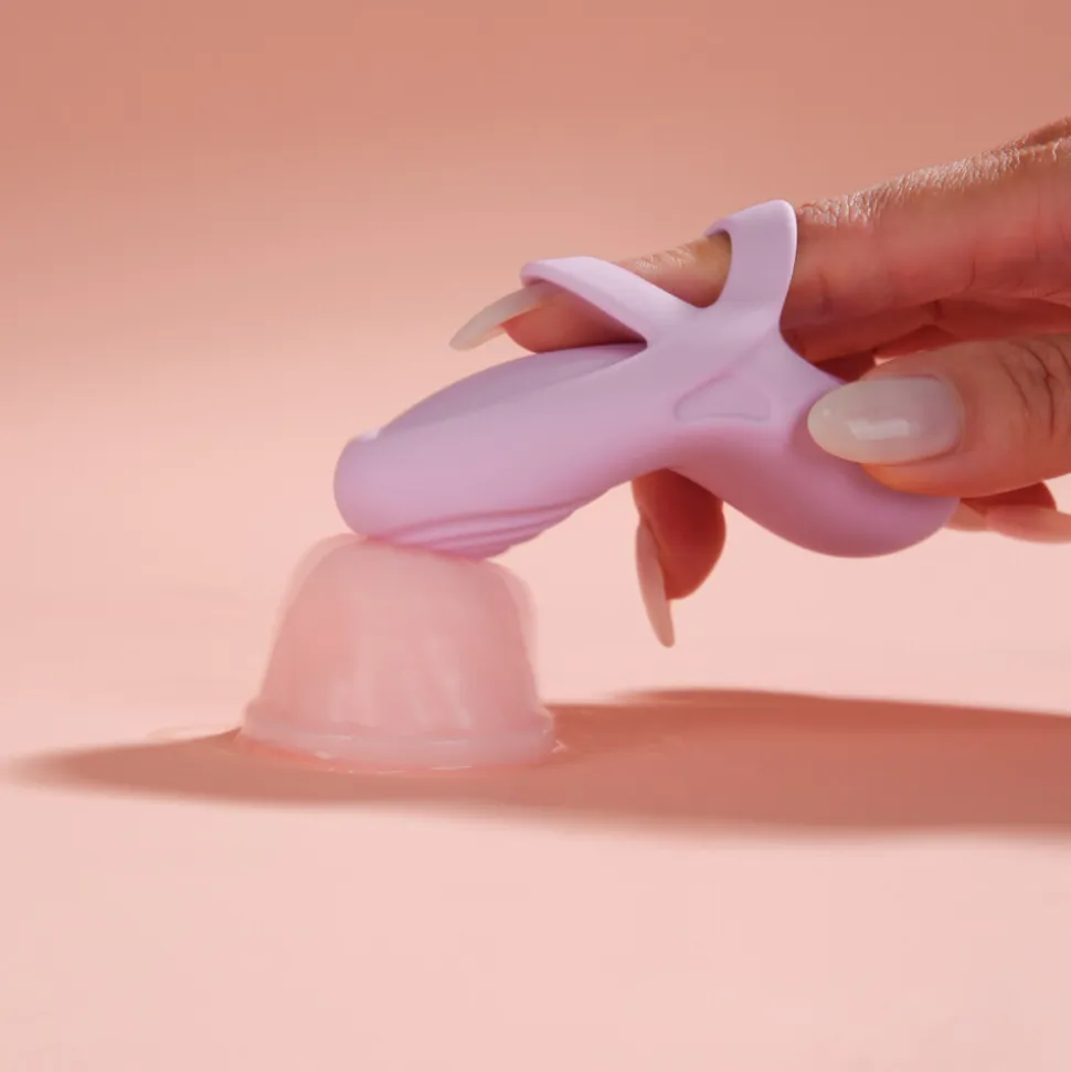 Svakom App Controlled Vinger & Pantyvibrator in 1 Echo