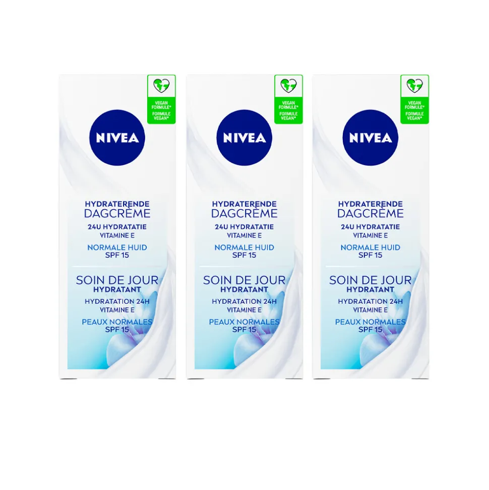 3x NIVEA Dagcrème Hydraterend SPF 15 50 ml
